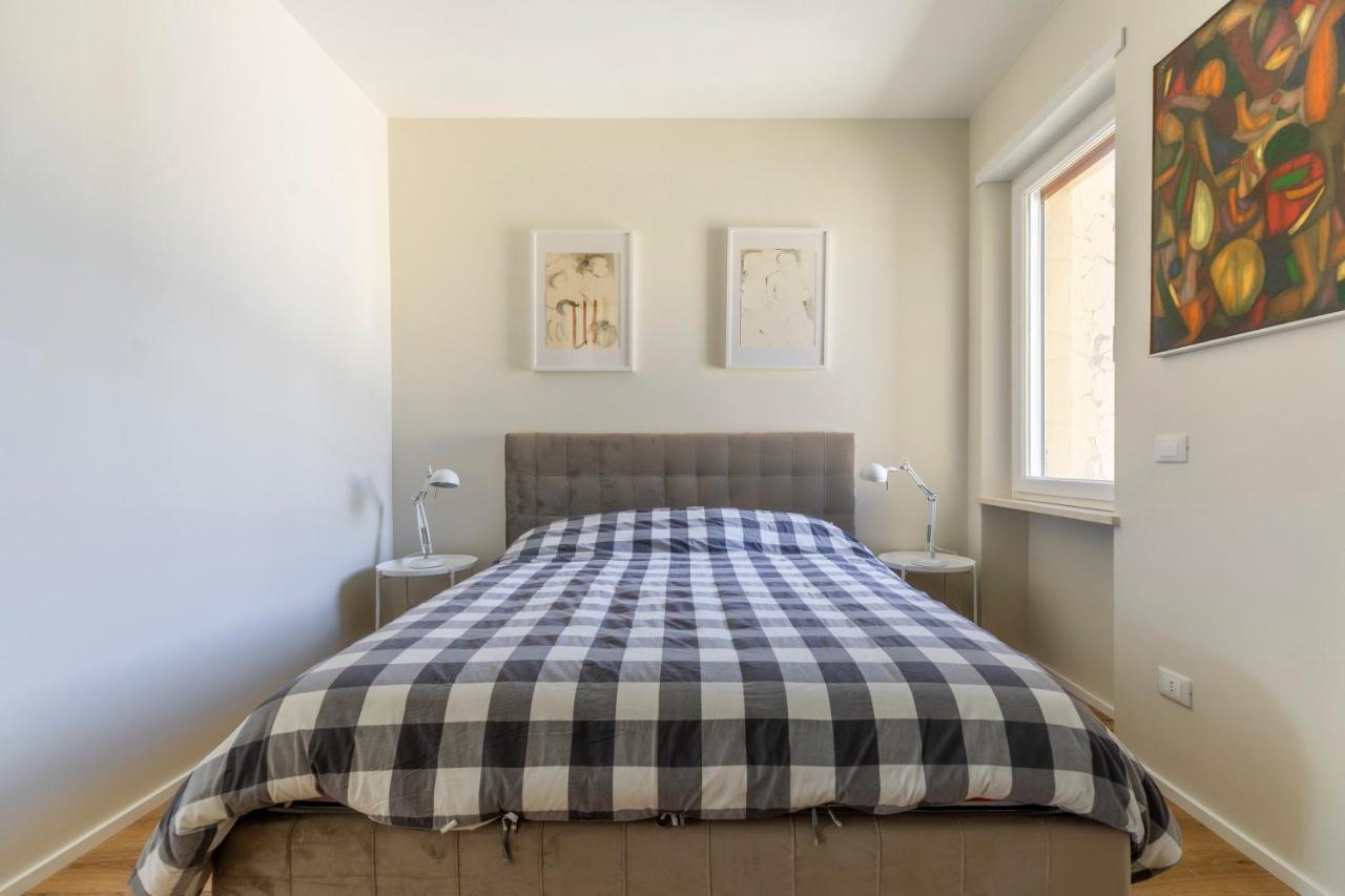 La Dolce Vita - Sunny Penthouse Trastevere Station 100Sqm Roma Ngoại thất bức ảnh